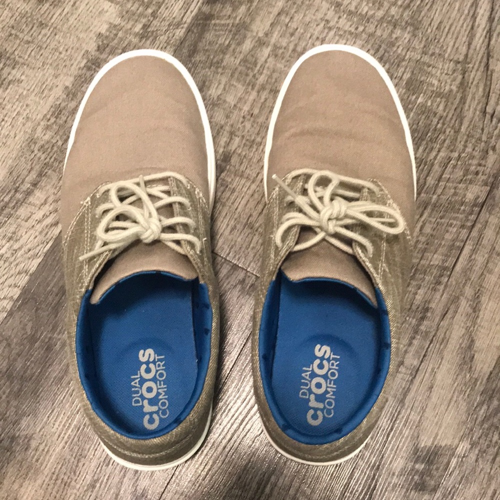 WORN ONCE men’s crocs canvas shoe size 8